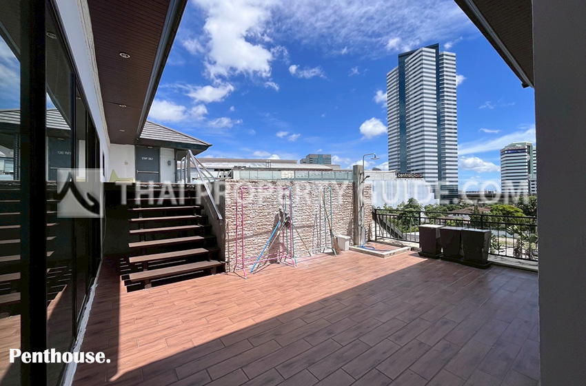 Apartment in Bangnatrad 